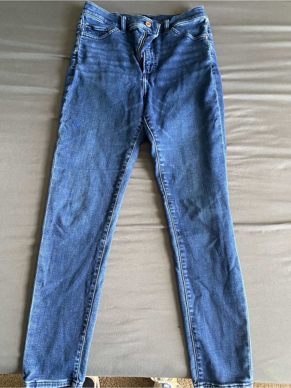 Express Women’s Skinny Jeans in Dark Blue Denim